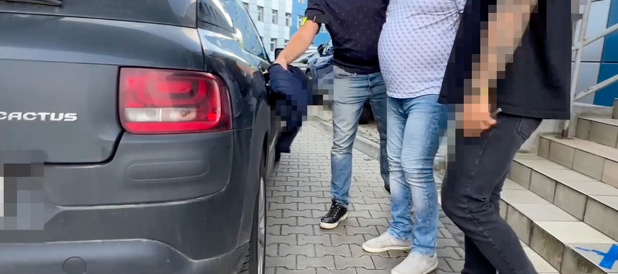 Policjanci z Olsztyna wśród rozbijających siatkę oszustów