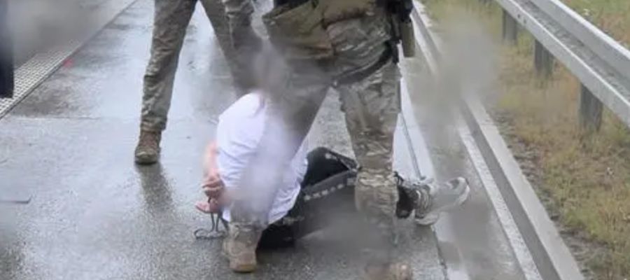 Nadzy etiopscy zakładnicy uciekli porywaczom