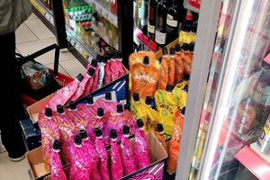 Krytykowali alkotubki, a spółka powiązana z nimi dostała miliony