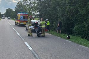 Motocyklista wjechał w tył skody – obaj kierowcy trzeźwi