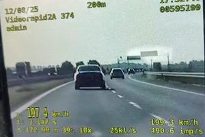 Pędził mercedesem prawie 200 km/h. Został złapany na gorącym uczynku