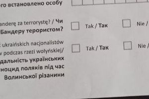 Uwaga. To fałszywy dokument