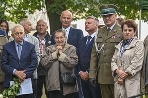 Dąb Pamięci ku czci Nadkomisarza Stefana Mroza