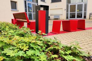 Kolorowe patio na Wydziale Humanistycznym w Olsztynie czeka na nowych studentów [ZDJĘCIA]
