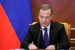 Miedwiediew: Putin i Trump wznawiają dialog. Oto pięć ustaleń