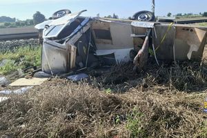 Tragiczny wypadek w Gronówku: kamper zderzył się z pociągiem