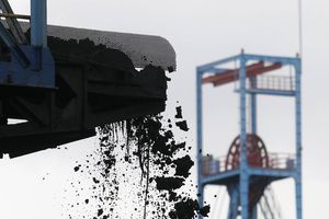 Trwa akcja ratownicza po wstrząsie w kopalni Knurów
