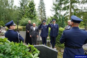Policjanci z Olsztyna czcili pamięć policjanta, który zginął w pościgu za przestępcami