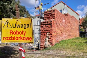 Mur przy ul. Okopowej w Olsztynie pod opieką konserwatorów [ZDJĘCIA] 