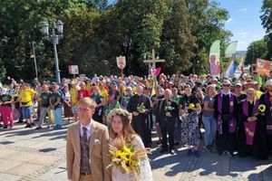 [ZDJĘCIA] Po 500 kilometrach wędrówki dotarli na Jasną Górę