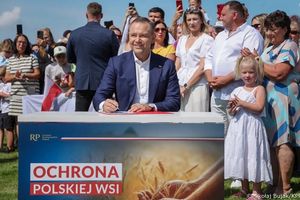 Ochrona polskiej wsi? Prezydent Karol Nawrocki podpisał projekt ustawy