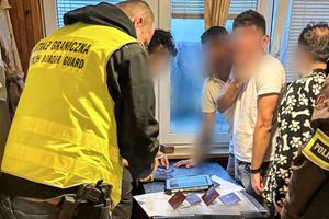 Policja prostuje plotki o nielegalnym transporcie cudzoziemców