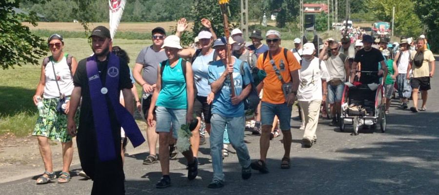 Pielgrzymi z Warmii na jasną górę wejdą we wtorek 12 sierpnia