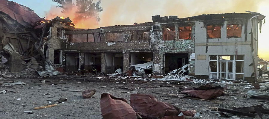 Rosyjski atak rakietowy i dronowy na Ukrainę
