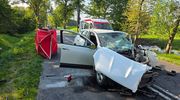 Tragiczny wypadek na DW513. Nie żyje 62-letni kierowca