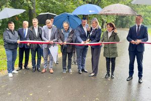 Trzy etapy, trzy źródła finansowania – droga powiatowa zmodernizowana w całości
