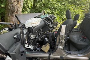 Dramat na drodze. Nie żyje mężczyzna i trzymiesięczne dziecko
