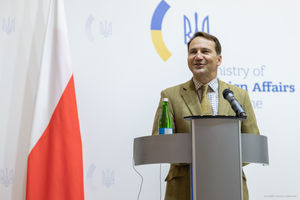 Radosław Sikorski: musimy uważać, by nie powielać rosyjskiej dezinformacji na temat dronów
