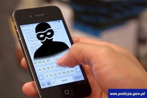 Oszuści internetowi znów uderzyli. Oszukane trzy kobiety 