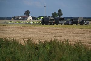 Pole, dron i sztab kryzysowy. Służby z Warmii i Mazur uspokajają mieszkańców