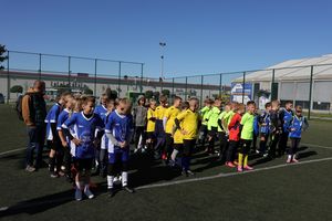 Mali piłkarze w akcji! Emocjonujący turniej szkół podstawowych na orliku w Działdowie