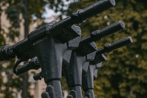 Niebezpieczna jazda hulajnogą w Olsztynie. 18-latka po alkoholu, pasażerka w szpitalu