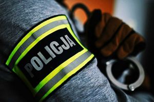 Hulajnoga, trzy auta i kierowca bez prawa jazdy