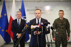 Prezydent: na naradzie w BBN dyskusja o możliwości uruchomienia art. 4 NATO 