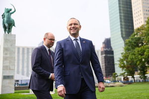 Nawrocki spotkał się z Trumpem