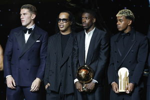 Francuz Dembele i Hiszpanka Bonmati laureatami, Pajor ósma