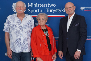 Siatkarz zaprosił (nie)chcianego siatkarza 