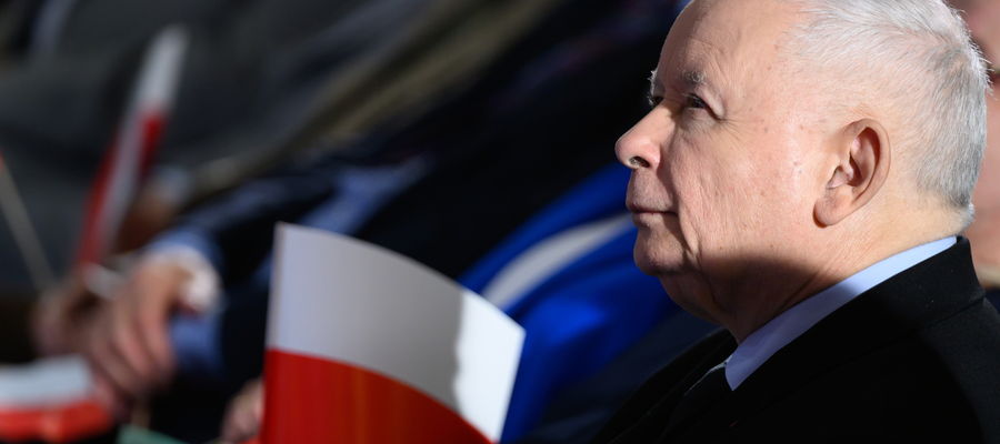 Prezes PiS Jarosław Kaczyński podczas otwartego spotkania z mieszkańcami Poznania.