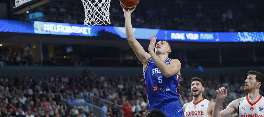 Punkty zdobywa Serb Nikola Jovic 