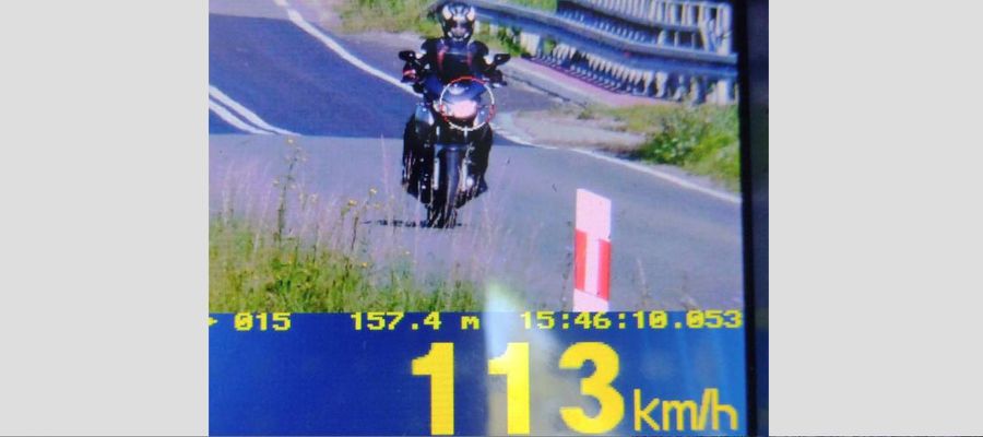 W Mikoszach motocyklista przekroczył dopuszczalną prędkość o 63 km/h