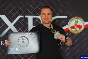 Podium olsztyńskiego policjanta w Pucharze Europy XPC w Martwym Ciągu