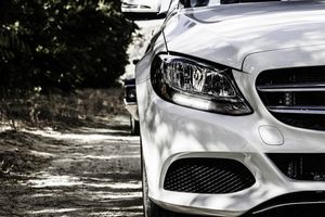 Niemcy wstrzymują produkcję samochodów. Volkswagen zatrzymuje linie Golfa i Tiguana