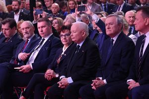PO zmienia nazwę. Celny wpis prezesa Kaczyńskiego