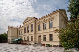 Ta fasada jest warta twojego głosu