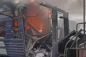 Brutalny atak na pociąg. Są ranni i zabici