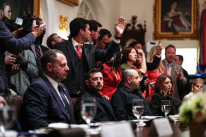 Trudne spotkanie Trump-Zełenski, brak zgody na Tomahawki