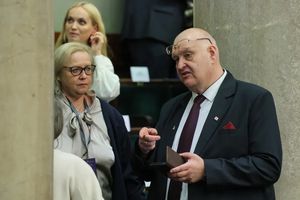 Prezes TK: ta władza nie cofnie się przed niczym. Wniosek o uchylenie immunitetu