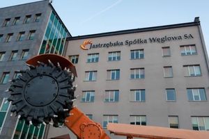 "Płace w JSW powinny być zredukowane o minimum 15 proc."