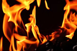 Nie spalaj śmieci w piecu! Kontrole straży miejskiej już trwają