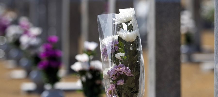 Przed Wszystkich Świętych szykuj się na spore wydatki