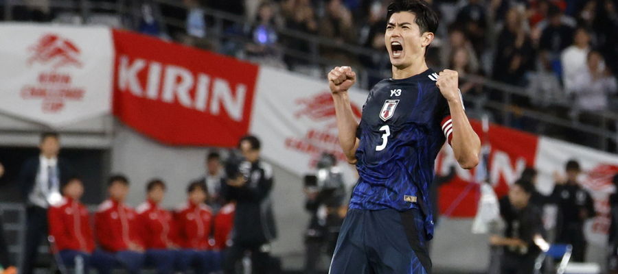 Japończyk Shogo Taniguchi cieszy się z historycznego zwycięstwa
