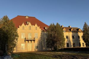 Część pałacu wygląda już jak pałac