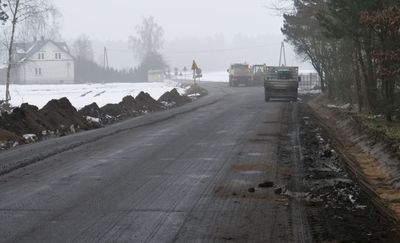 Rozbudowa drogi Pniewo-Czeruchy w trakcie realizacji
