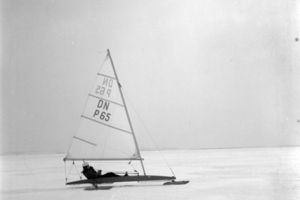 Kiedy jeziora zamarzały, pojawiały się na nich bojery