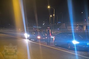 Nielegalny wyścig na S7. Dwóch kierowców odpowie za przestępstwo