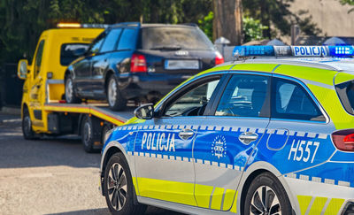 Podrobione prawo jazdy i jazda bez uprawnień